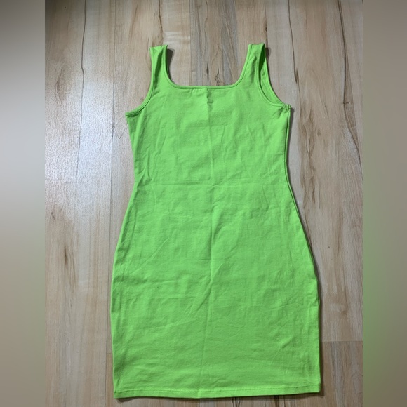 Green dress size M Wild Fable - Picture 2 of 6